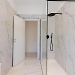 Villa Center *
